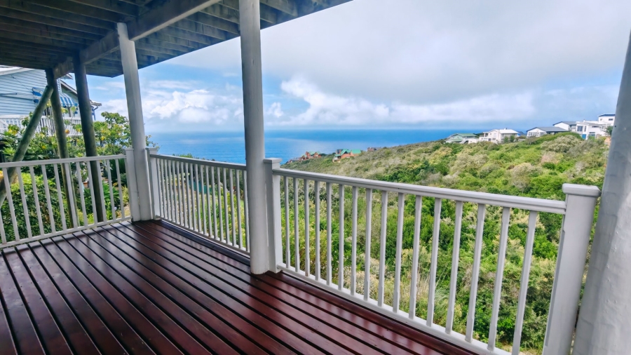 3 Bedroom Property for Sale in Herolds Bay Western Cape